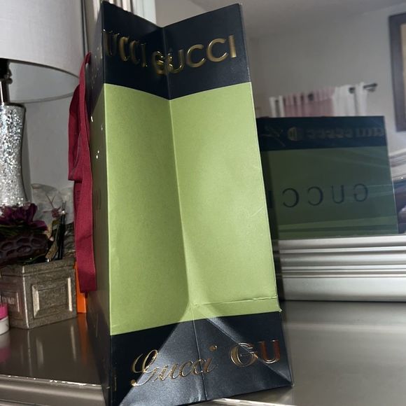𝅺gucci shopping bag - Picture 2 of 5